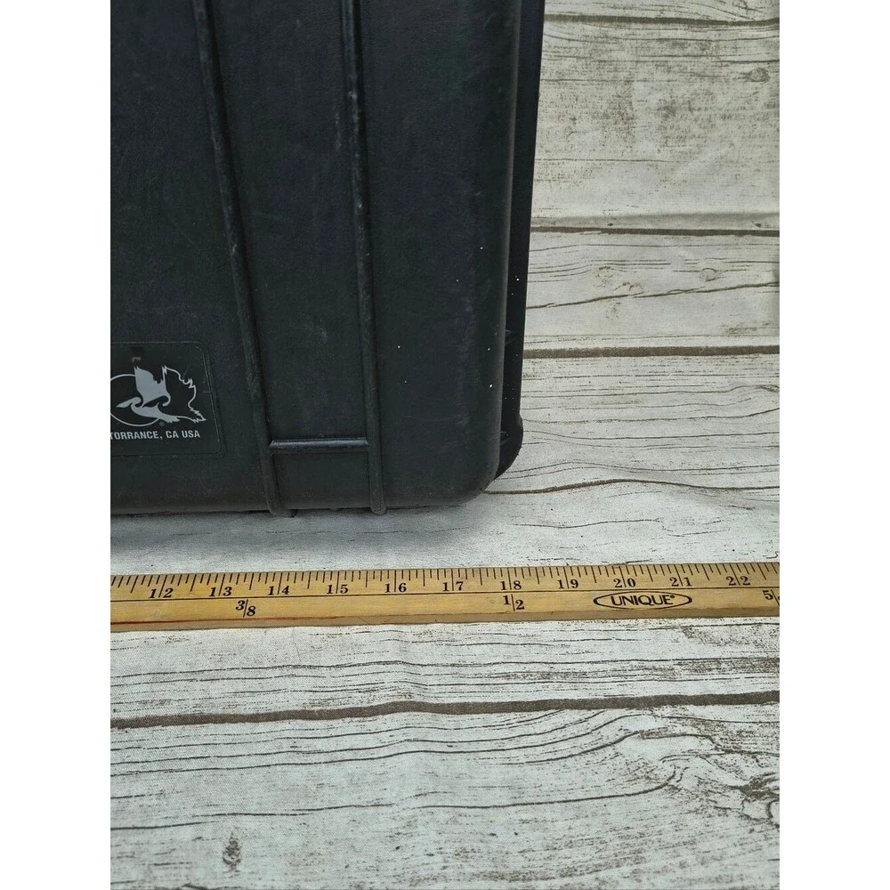 Pelican 1500, Black, Genuine, Medium Protector Case 18.5 X 14.06 X 7.75